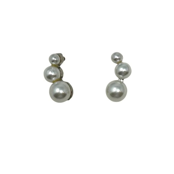 3 Pair  Elegant Stud Earring Sets: Heart, Pearl, and Crystal Gem Stone‎ Designs - Picture 2 of 5